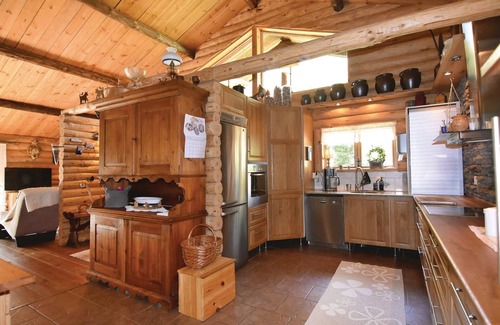 Mellerud O House | Nice home in Mellerud with sauna