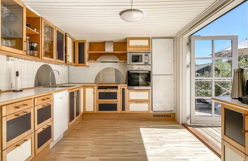 Balka Strand House | Nice home in Nexø with WiFi