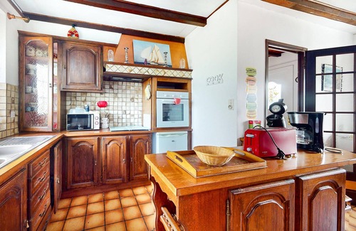 Plouagat House | Nice home in Plouagat with WiFi