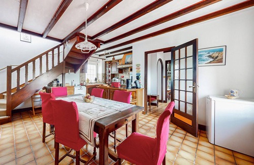 Plouagat House | Nice home in Plouagat with WiFi