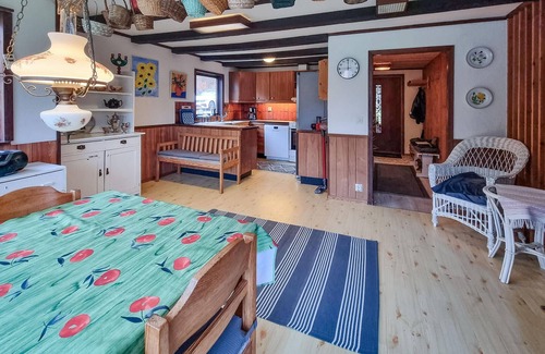 Kungalv O House | Nice home in Romelanda with sauna