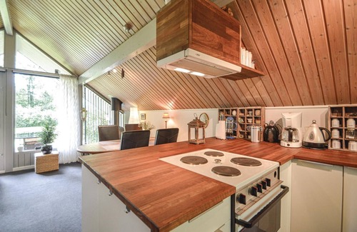 Arrild Ferieby House | Nice home in Toftlund with kitchen