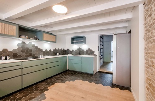 Le Bois-Plage-en-Re House | Nice house with shady garden for 11