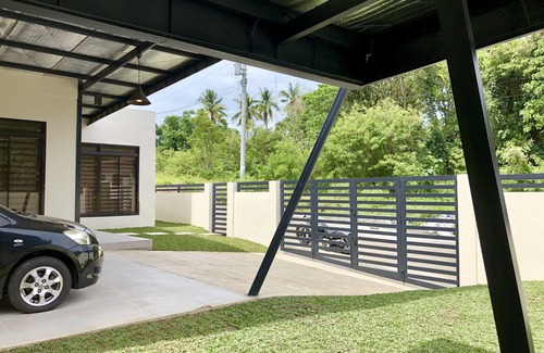 Talomo District House | Nice House w/great location near Jack’s Ridge & SM Ecoland