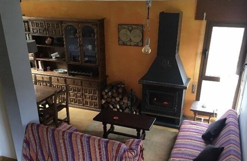 Albarracin House | Nice house with garden