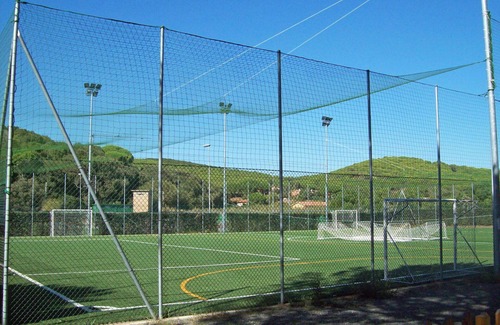Le Rocchette House | Nice apartment in villa for 4 guests with WIFI, hot tub, A/C, pool, TV and terrace