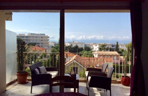 Cap-d'Antibes Apartment | Nice Living Plage du Cap d'Antibes