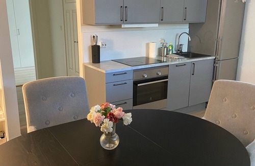 Lund Apartment | Nice, modern 3-bedroom apartment close to beach and city centre