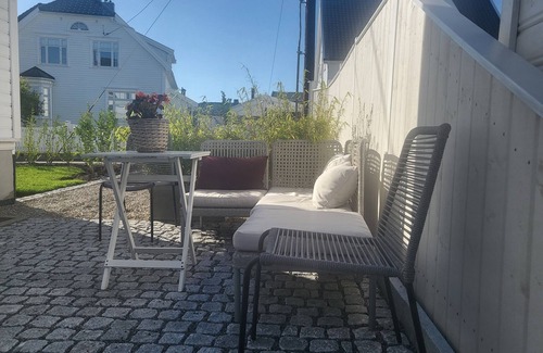 Lund Apartment | Nice, modern 3-bedroom apartment close to beach and city centre