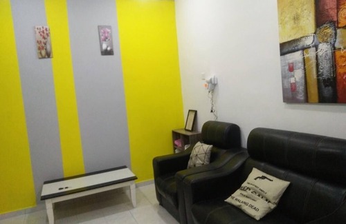 Taman Gadong Perdana House | Nice Modern Design House (For 8 person)