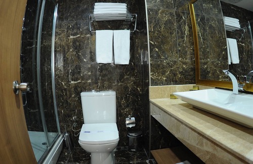 Kucukbakkalkoy Hotel | Nice Royal Otel