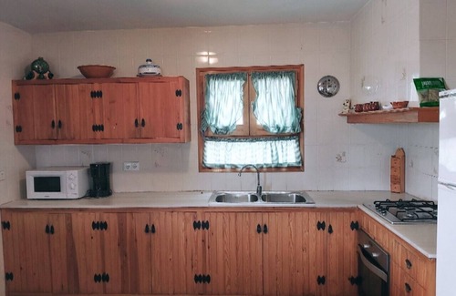 Calafat Villa | NICE VILLA POR 10 PEOPLE WITHS PRIVATE POL NEAR THE BEACH