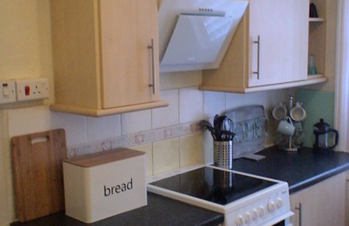 Prestatyn Apartment | Nicely apointed first floor apartment in secluded area close to transport hubs