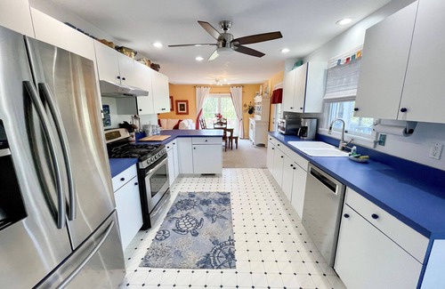 Ocracoke House | Nicely Secluded Home, Short Stays Allowed