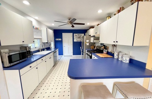 Ocracoke House | Nicely Secluded Home, Short Stays Allowed