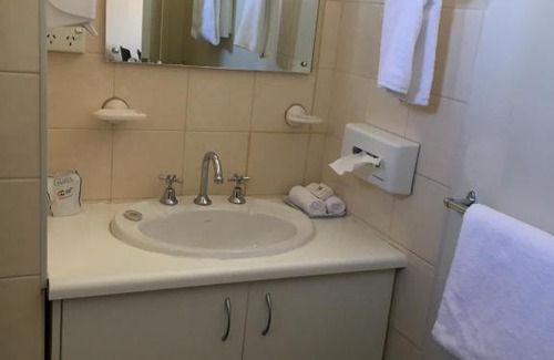 Hay Hotel | Nicholas Royal Motel - No Pets Allowed