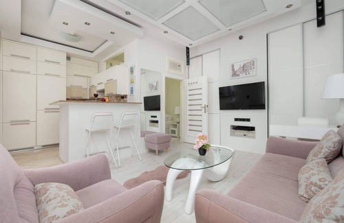 Lodz Apartment | Niciarniana 5 | Tasteful Apartment | Parking