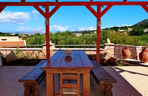 Gavalochori Villa | Nicole pool villa & barbecue