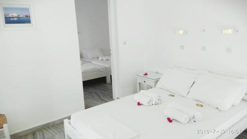 Logaras Apartment | Nicos Studios & Apartments