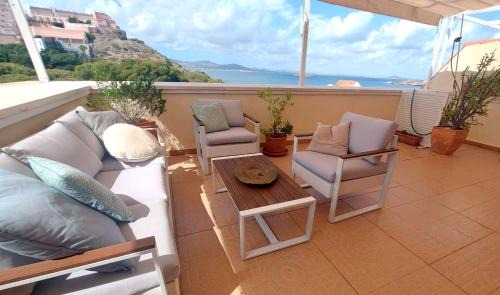 Diputacion de Rincon de San Gines Apartment | NIDO DEL AMOR deluxe 1a linéa Terraza Indoorpool Wifi Aire Netflix 10 metros a Cala del Pino