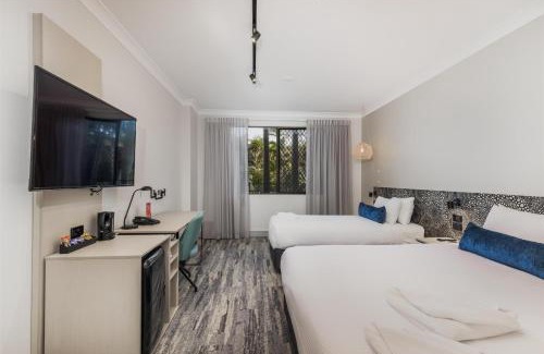 Mermaid Waters Hotel | Nightelier Mermaid Waters