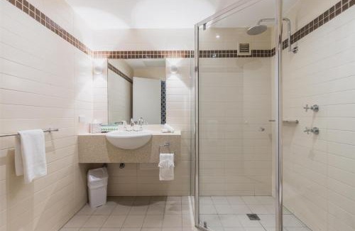Mermaid Waters Hotel | Nightelier Mermaid Waters