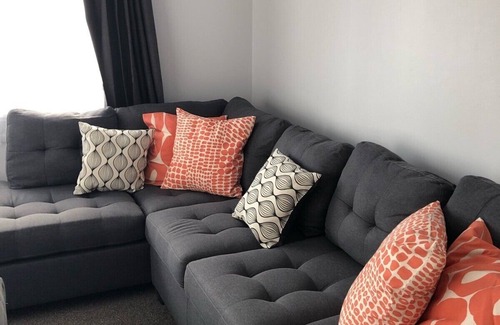 Matamata House | Nights on Broadway - House in beautiful vibrant Matamata.