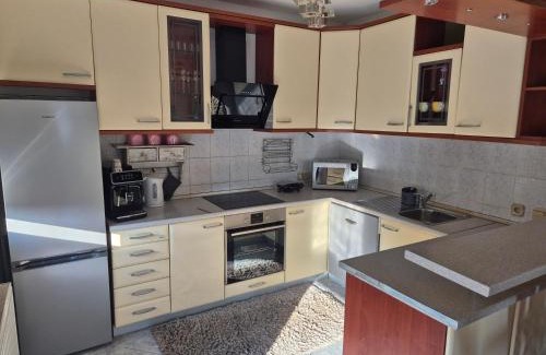 Crno Apartment | Nikolina