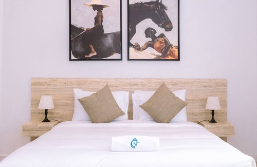 Jumeira 3 House | Nile River Room at Full Moon Guesthouse - Escape to Tranquility
