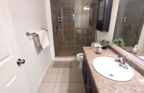 Guelph House | Nimo Homestay