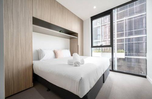 Port Melbourne Apartment | Nine Elm - Port Melbourne 403