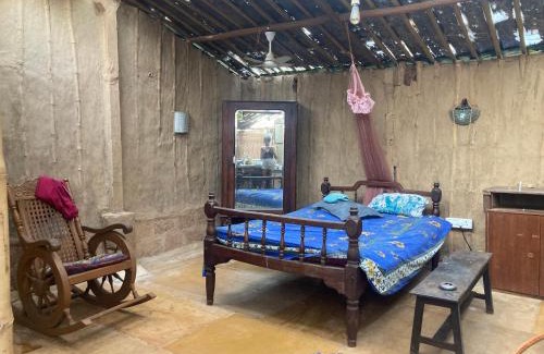 Arambol House | Nirvana Cowen