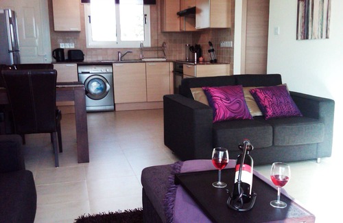 Ayia Napa Apartment | Nissi Beach - 2. Bed, sleeps 6 people. Corner Penthouse Apartment Sea Views WiFi