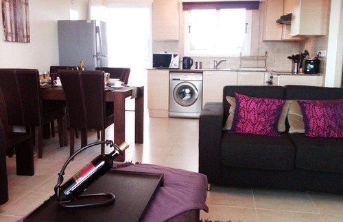 Ayia Napa Apartment | Nissi Beach - 2. Bed, sleeps 6 people. Corner Penthouse Apartment Sea Views WiFi