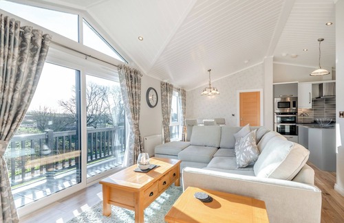 Dumfries Ski Chalet | Nith Valley Lodge Pet