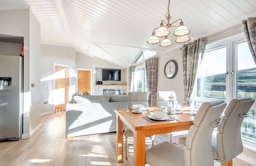 Dumfries Ski Chalet | Nith Valley Lodge Pet