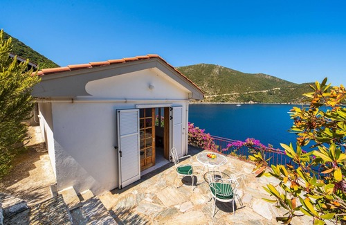 Frikes Villa | Nitsa's House - Two Bedroom Villa, Sleeps 4