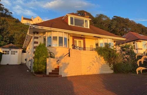 Largs Apartment | Njordhame - stunning waterfront location in Largs