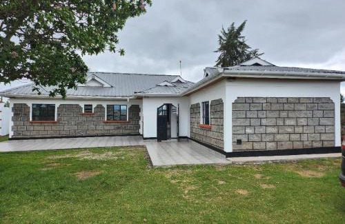Njoro Villa | Njoro Caves Holiday