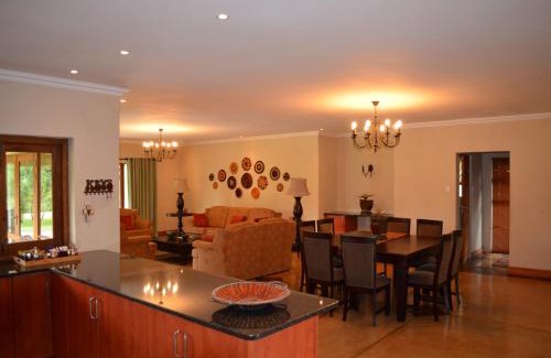 Manzini District Resort | Nkonyeni Lodge & Golf Estate