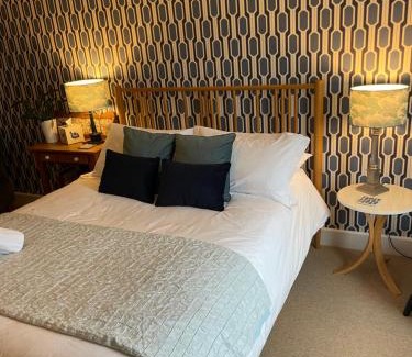 Lyme Regis Bed & Breakfast | No 12