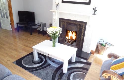 Tullaghan House | No 17 Mountain Dale