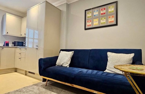 Whitchurch Apartment | No.5 - The Philog by Switchback Stays