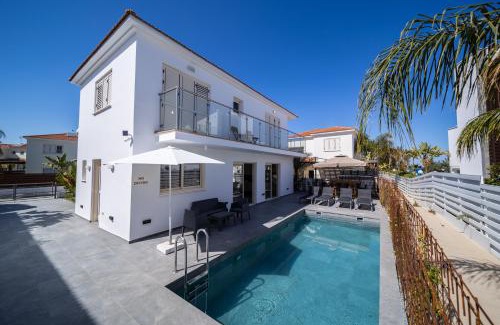 Pernera Villa | No.7 Athena Beach Villa, Pernera