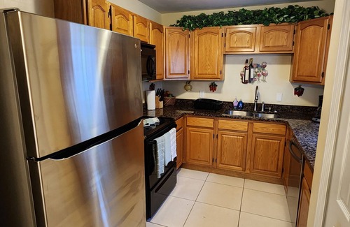 Lake Mary House | No Cleaning Fee! Florida Themed 4br Home for up to 8