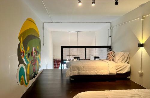 Wat Sam Phraya Apartment | No Ra Ra Stay Khaosan