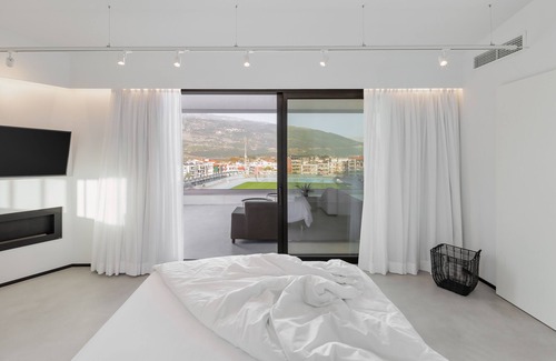 Ioannina House | No Stars