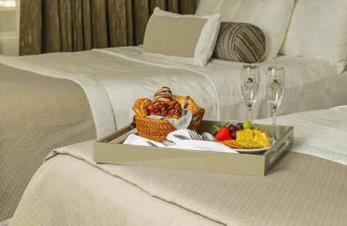 Union Square Apartment | No way-stay for YOU at CLUB DONATELLO IS A FOUR-STAR, BOUTIQUE OWNERS CLUB