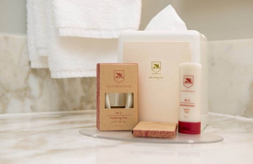 Union Square Apartment | No way-stay for YOU at CLUB DONATELLO IS A FOUR-STAR, BOUTIQUE OWNERS CLUB
