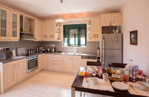 Chorafakia Villa | No1 Old Vineyard - Three Bedroom Villa, Sleeps 6